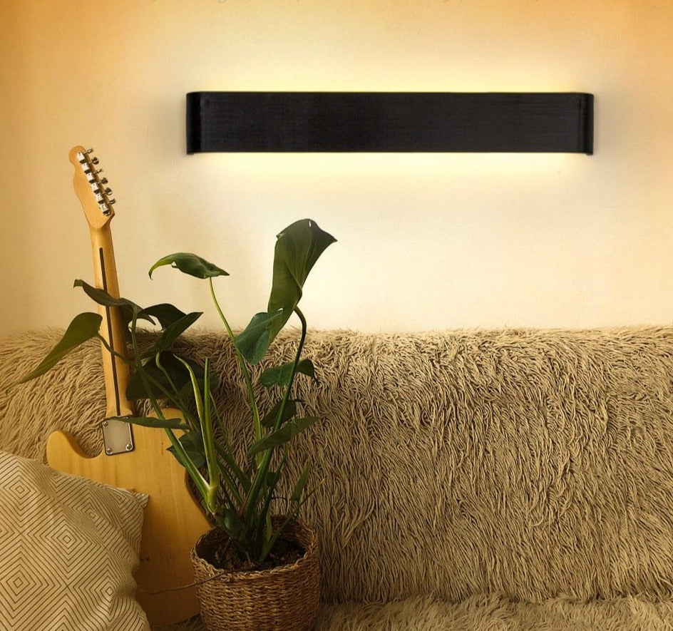 GlowLine - Lampada da parete LED elegante per illuminazione moderna