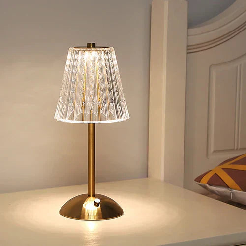 AuraLux - Lampada da Tavolo in Cristallo Dorato