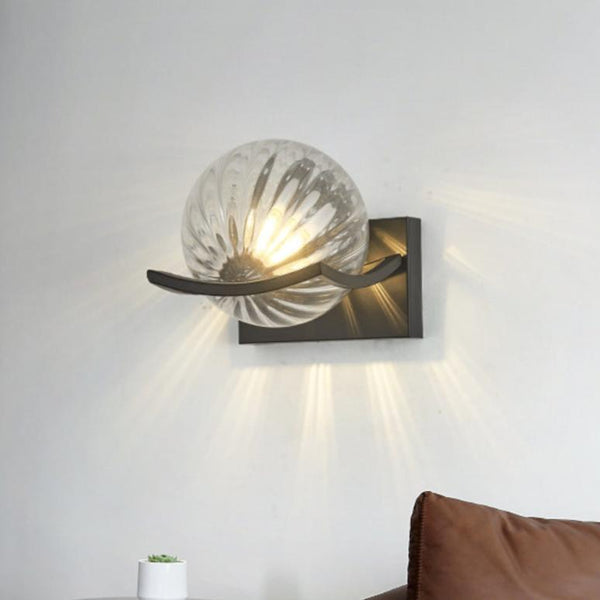 GlassGlow – Modern LED Wall Lamp with Glass Design